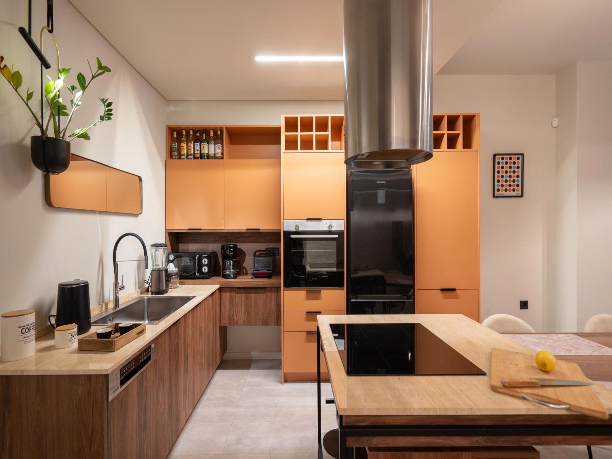 A Place 4U No6 - City Escape With Balcony Lounge & Open Living Space เอเธนส์ ภายนอก รูปภาพ